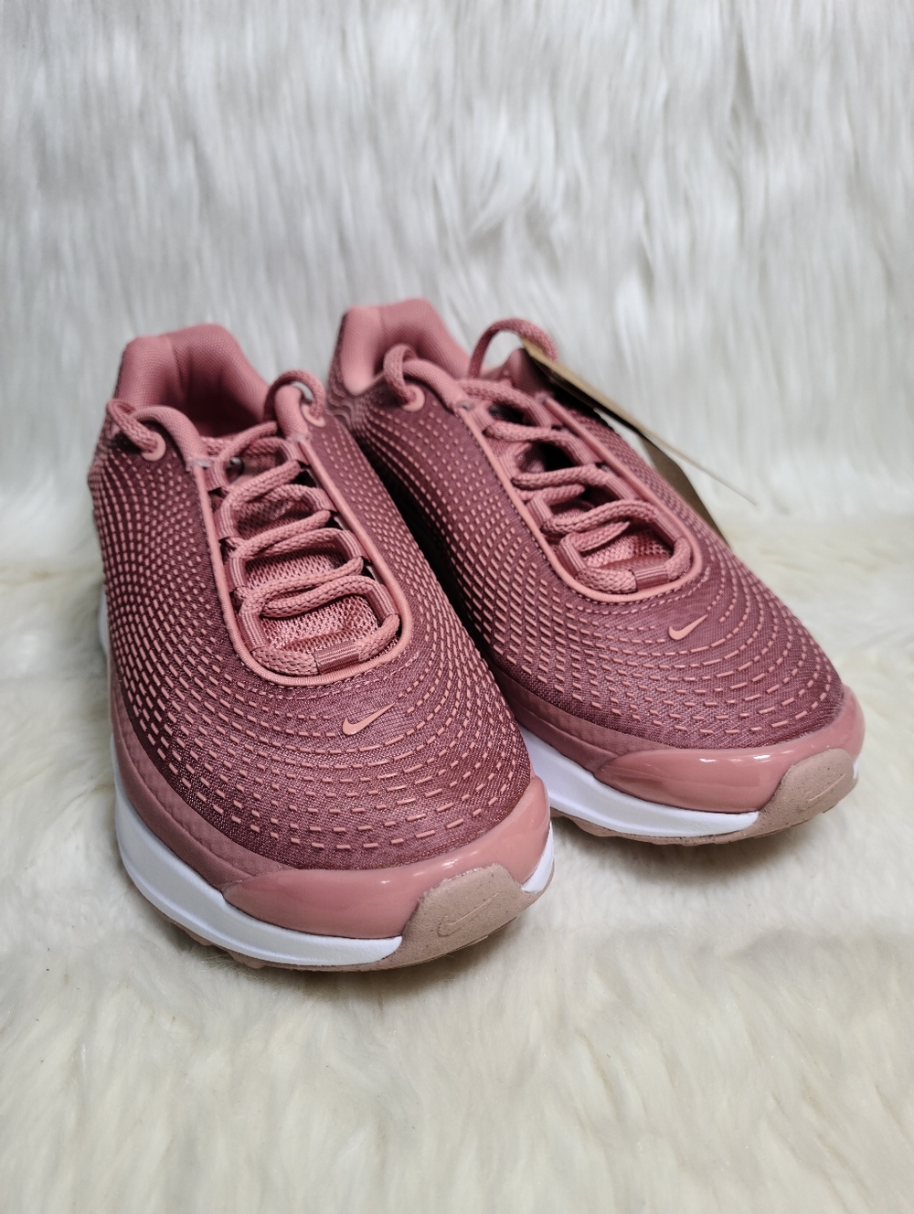 Nike Air Max Dn Red Stardust Rose Whisper Rust Pink Canyon Rust Women 8 NEW